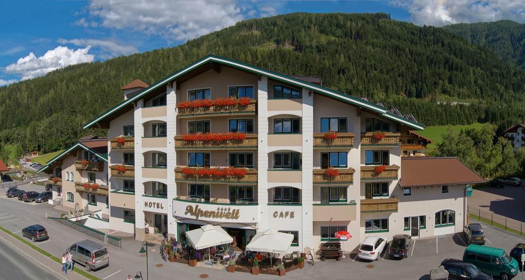 Hotel Alpenwelt Superior Flachau Exterior foto